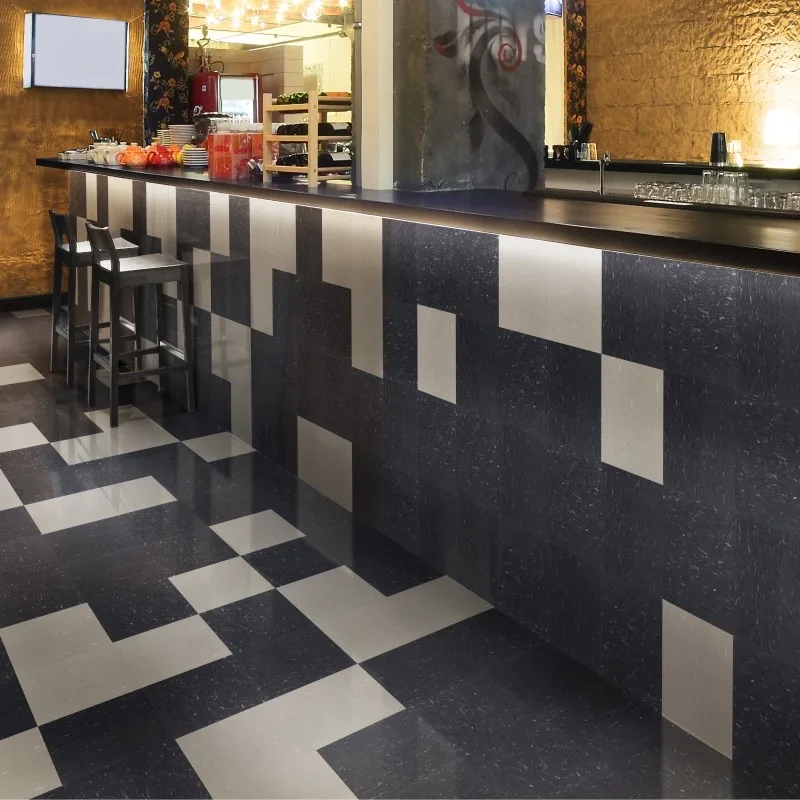 Piso Paviflex em ambiente comercial